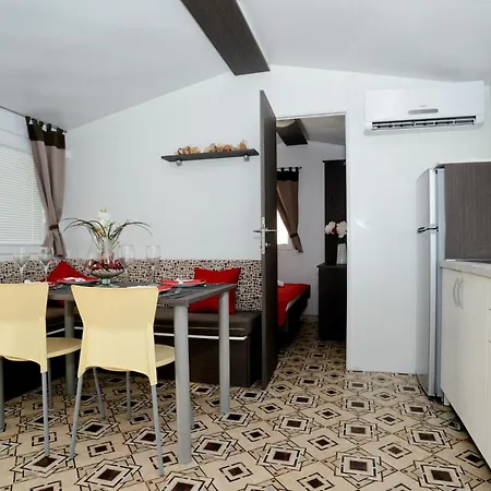 Apartments Julijana Privlaka  Exterior photo