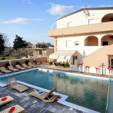 Apartments Julijana Privlaka  Exterior photo