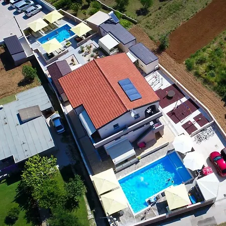 Apartments Julijana Privlaka  Exterior photo